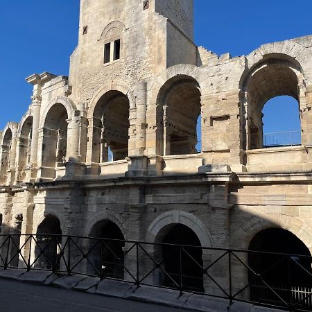 Duplex Avec Vue Sur Les Arenes Apartman Arles Kültér fotó