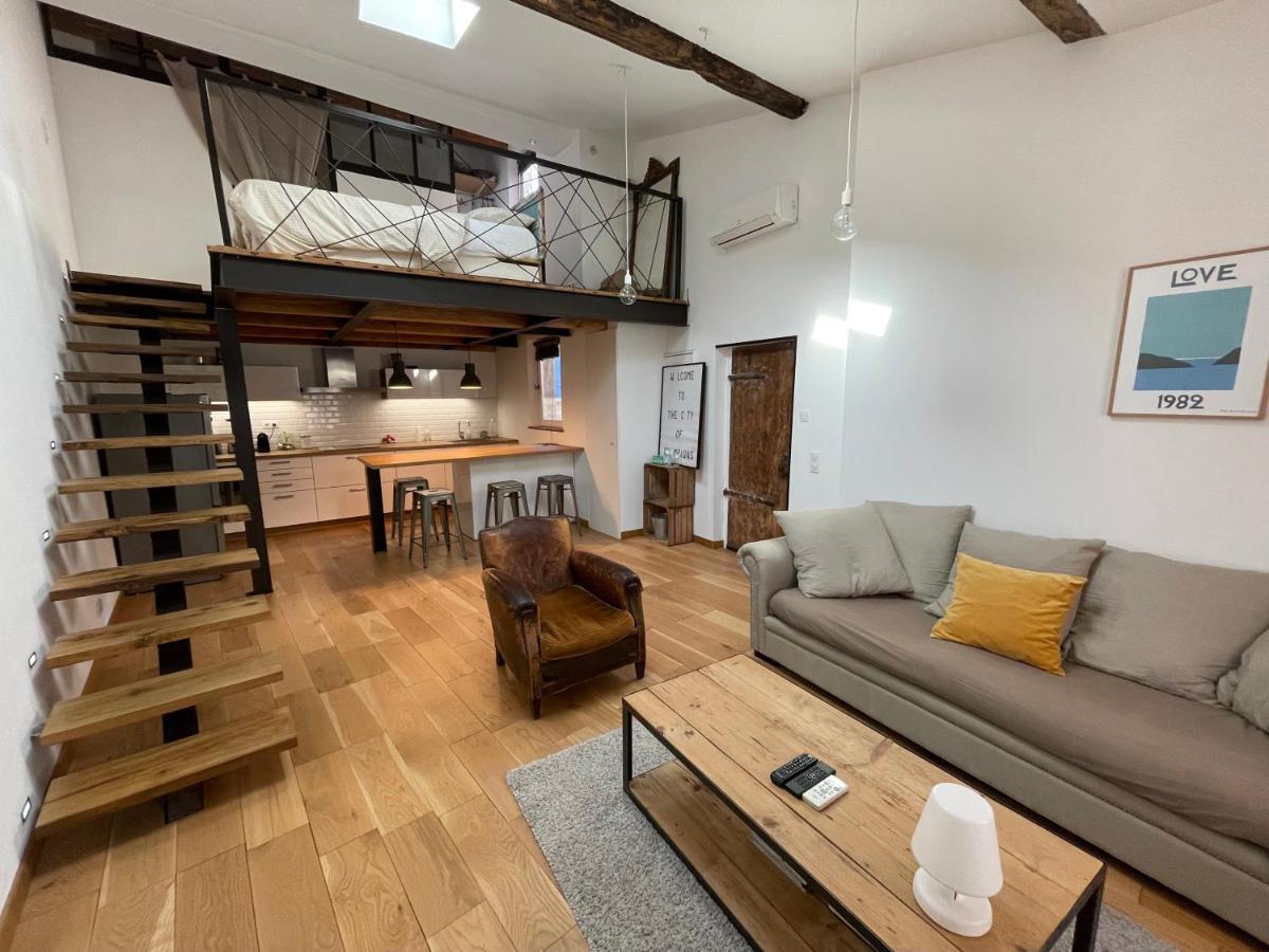 Duplex Avec Vue Sur Les Arenes Apartman Arles Kültér fotó