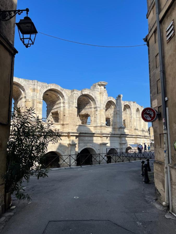 Duplex Avec Vue Sur Les Arenes Apartman Arles Kültér fotó